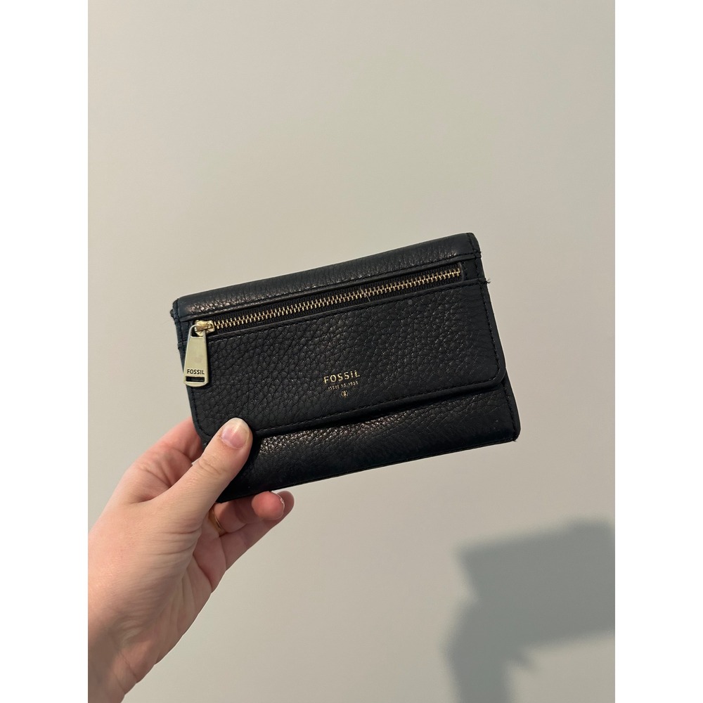 Fossil Black Pebbled Leather Trifold Wallet Gold Hardware Card Slots ID Window